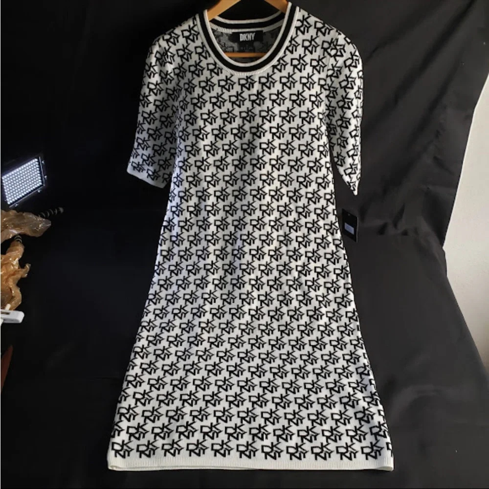 DKNY All Over Print Short‎ Sleeve Knit Dress Ivory/Black Women’s Small NWT